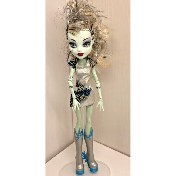 Mattel Monster High Doll Frankie Stein Power Ghouls Thor Voltageous 2008 -READ- - Picture 1 of 16
